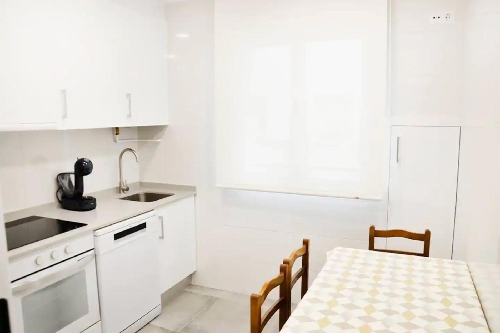 Nuevo Apartamento De 3 Dormitorios En Calle Alta Santander Exterior foto